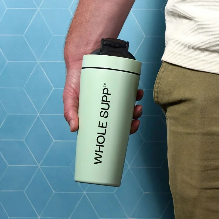 Metal shaker