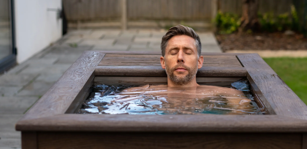 The Science-Backed Benefits of Ice Baths for Recovery &amp; Focus